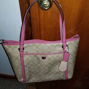 Authentic coach purse